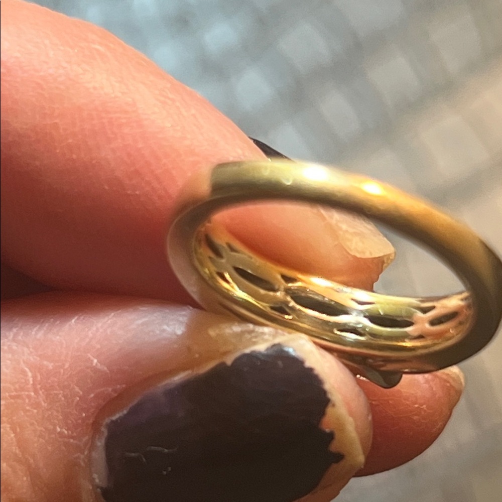 Diamond engagement ring - Picture 5 of 6